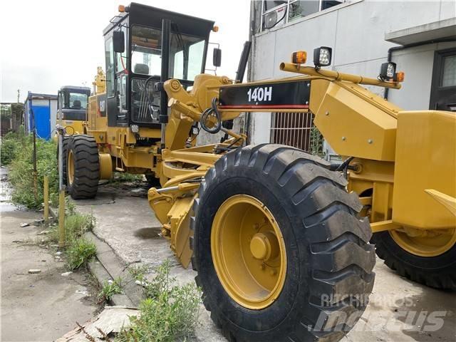 CAT 140 H Tiehöylät