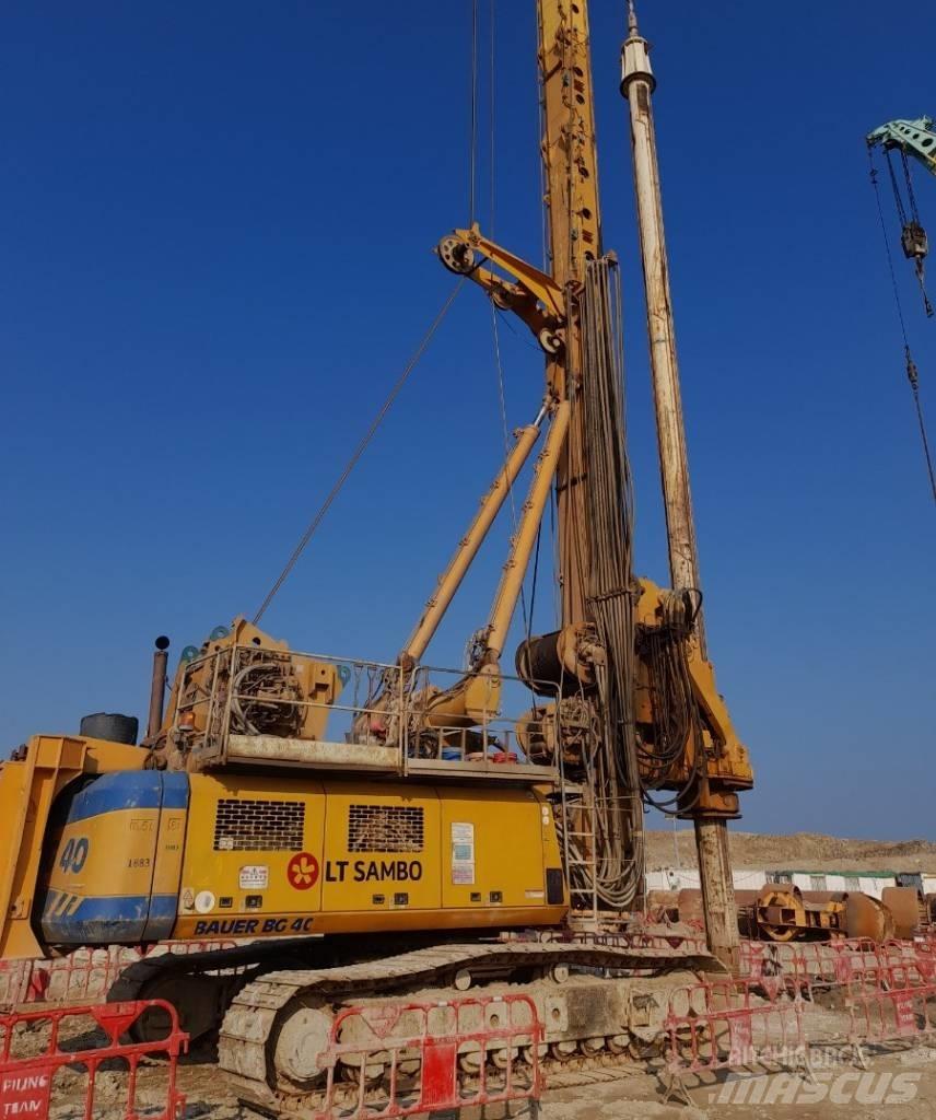 Bauer BG 40 Raskaat porat