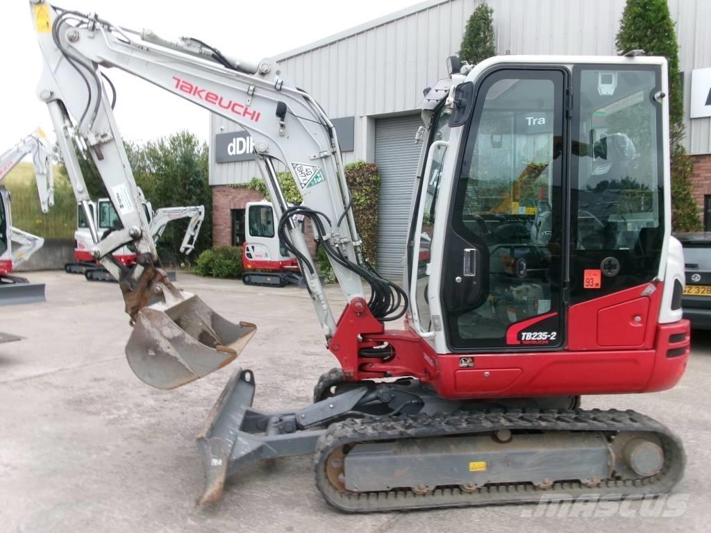 Takeuchi TB235-2 Minikaivukoneet < 7t