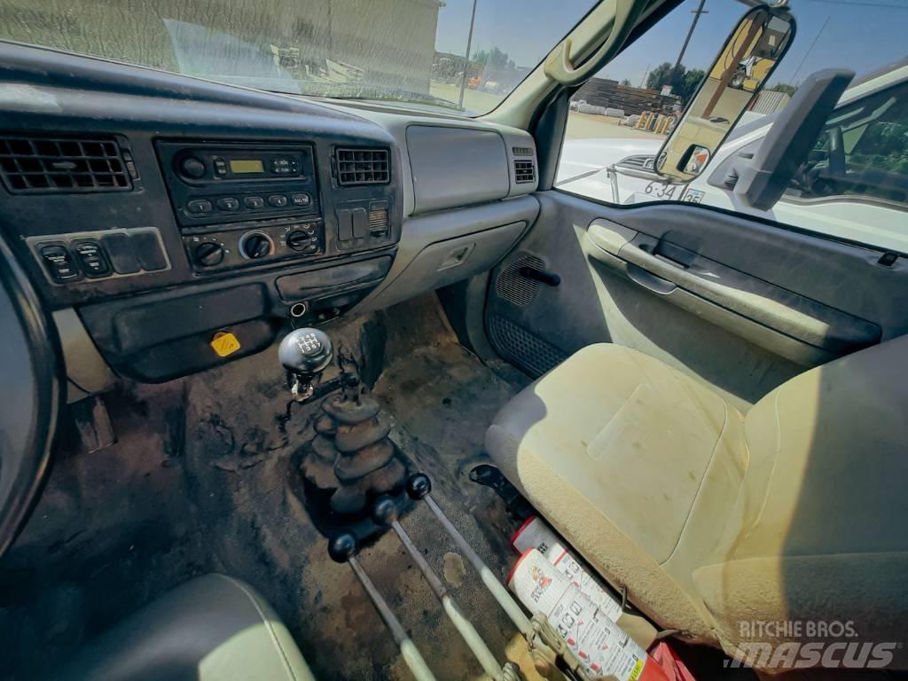 Ford F 750 XL SD Vesisäiliöautot