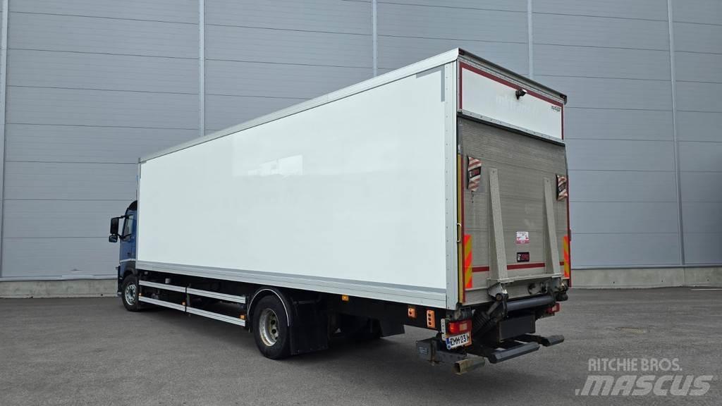 Volvo FM Umpikorikuorma-autot