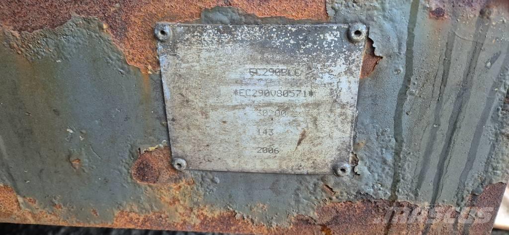 Volvo EC 290 B LC Telakaivukoneet