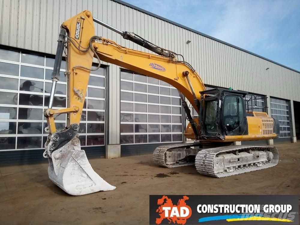 JCB JS 360 LC Telakaivukoneet