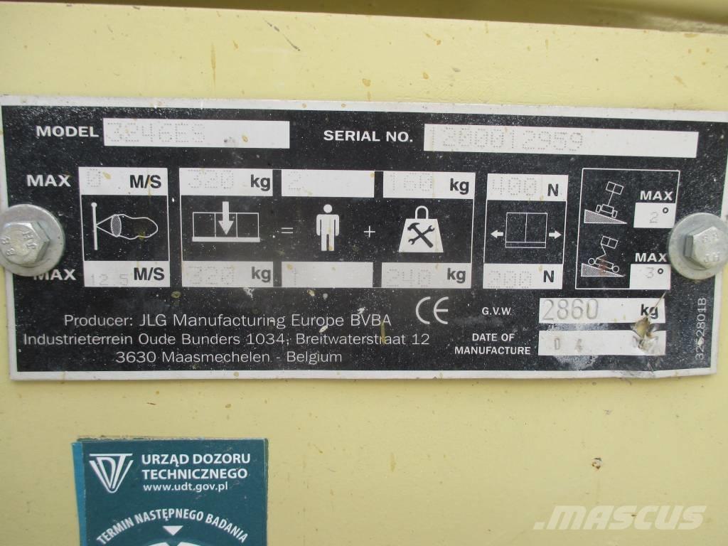 JLG 3246 ES Saksilavat