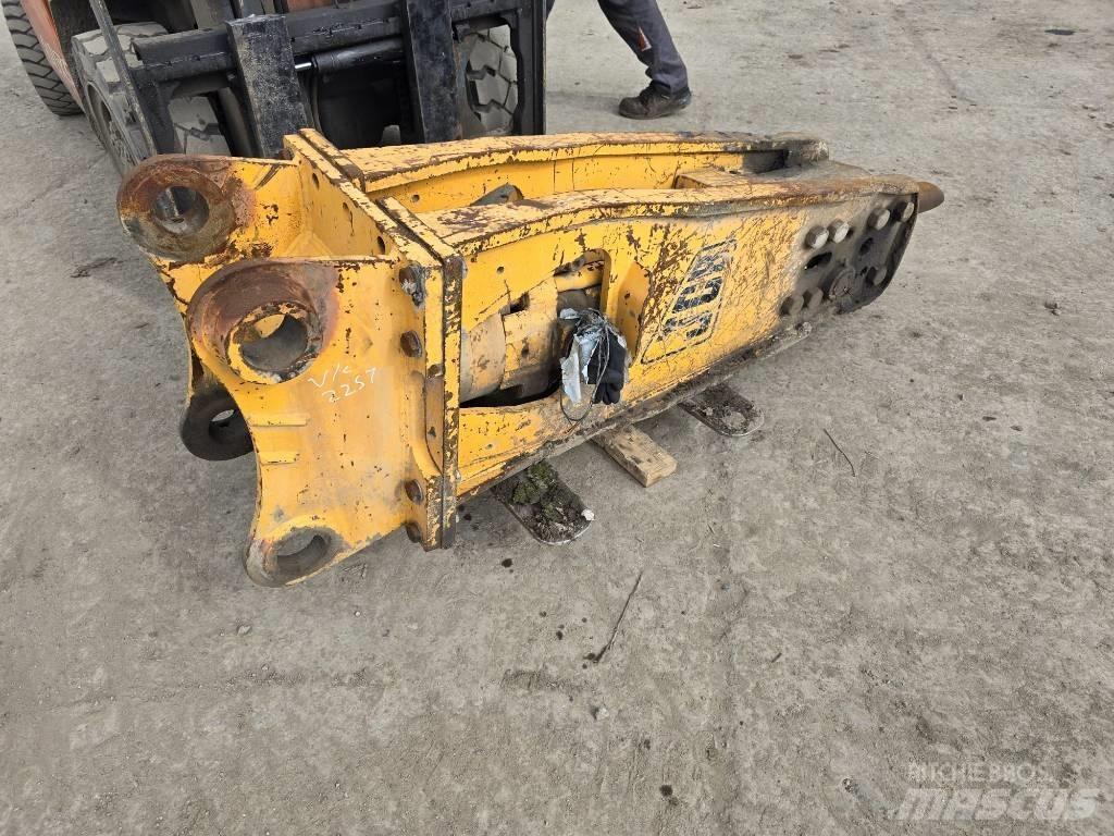 JCB 2T Iskuvasarat