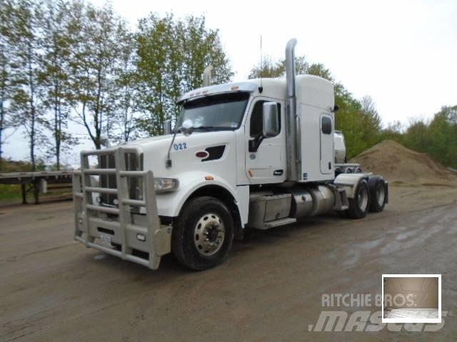 Peterbilt 567 Vetopöytäautot