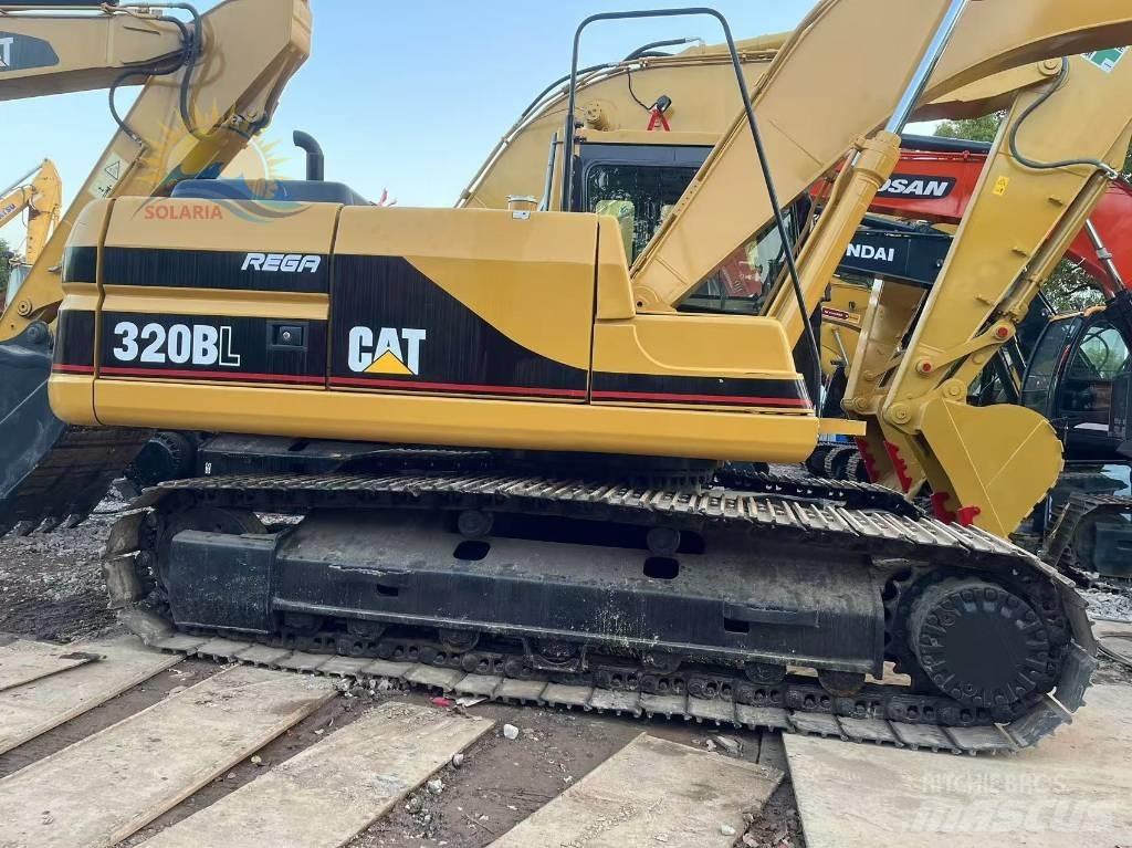 CAT 320 B L Telakaivukoneet