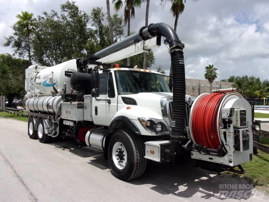 International 7500 Paine-/imuautot