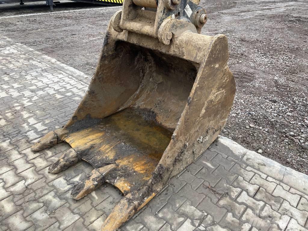 CAT 323 ELN Telakaivukoneet