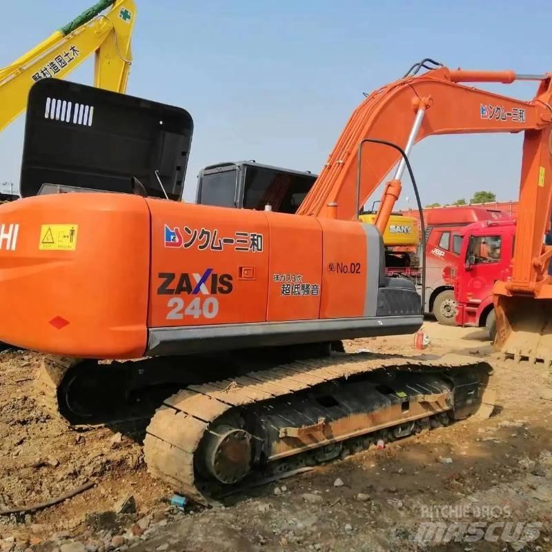 Hitachi ZX 240 Telakaivukoneet