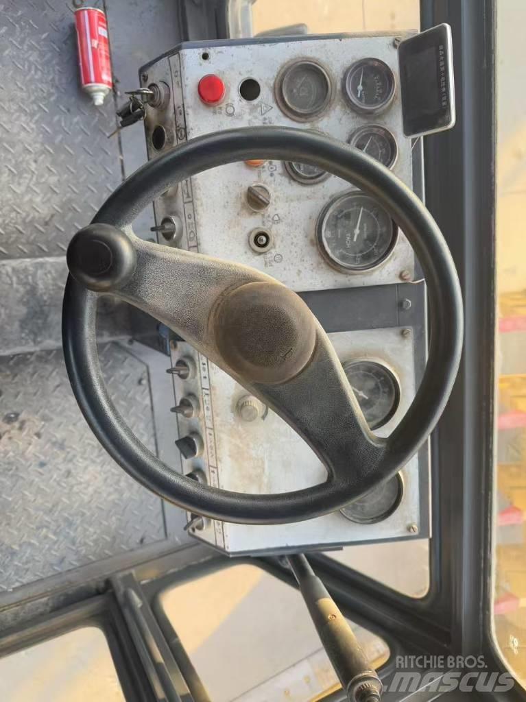 Dynapac CC 211 Tandemjyrät