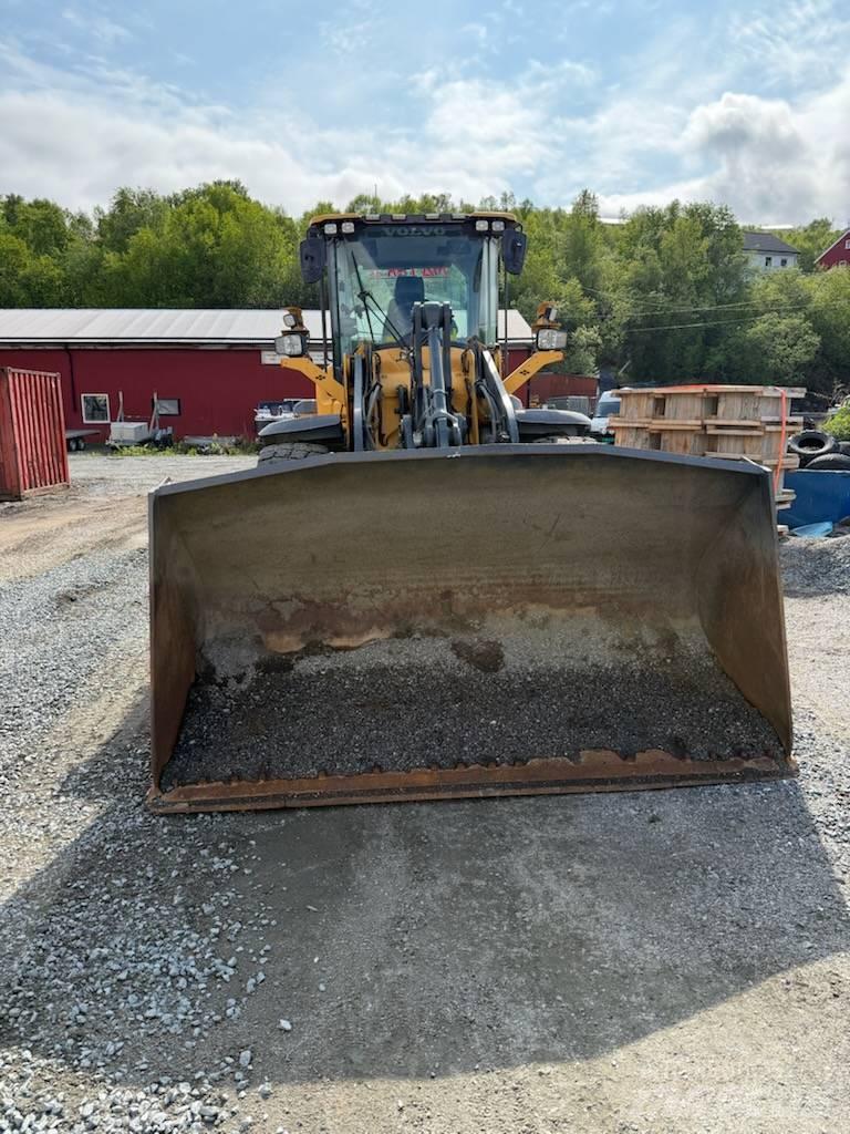 Volvo L 70 H Pyöräkuormaajat