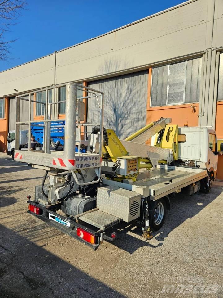 Multitel MX225 Nostolava-autot