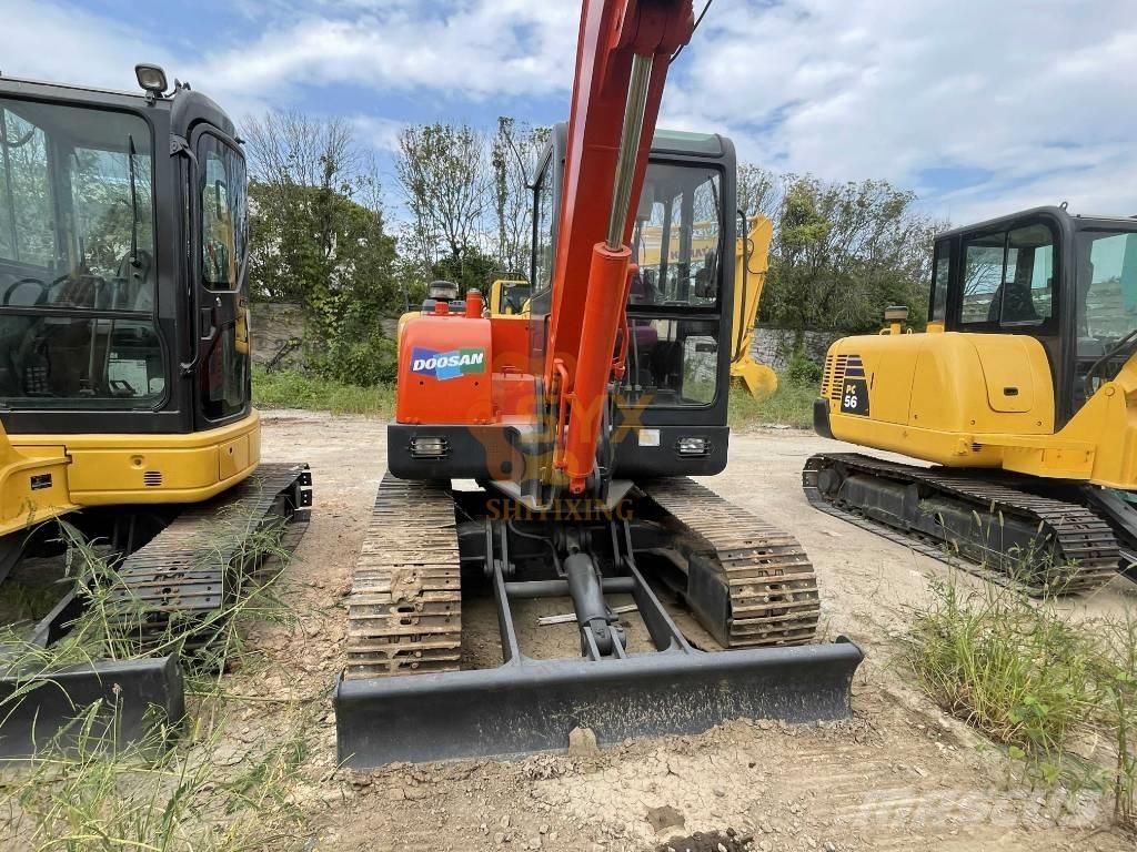 Doosan DX 55 Minikaivukoneet < 7t
