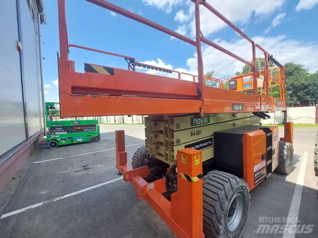 JLG 430 LRT Saksilavat