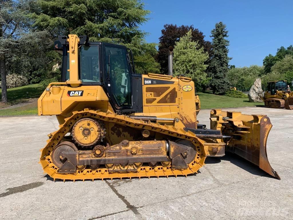 CAT D 6 N XL Telaketjupuskutraktorit