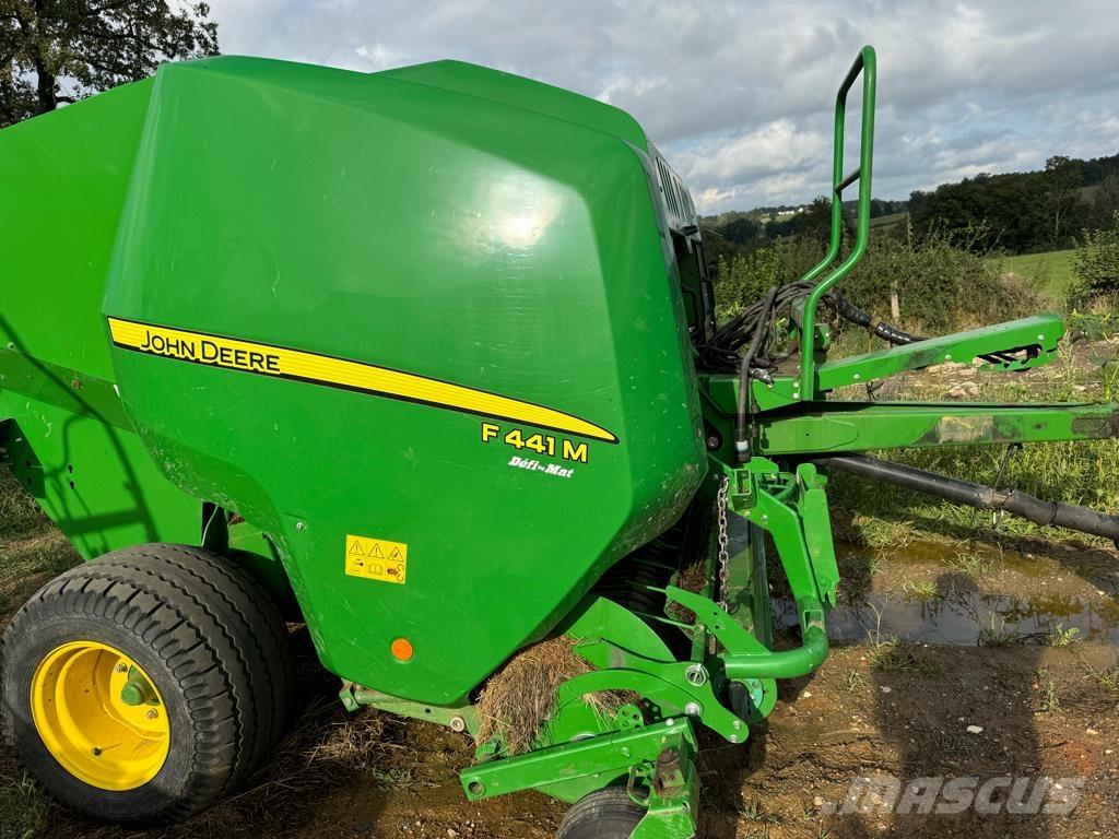 John Deere F441M Pyöröpaalaimet