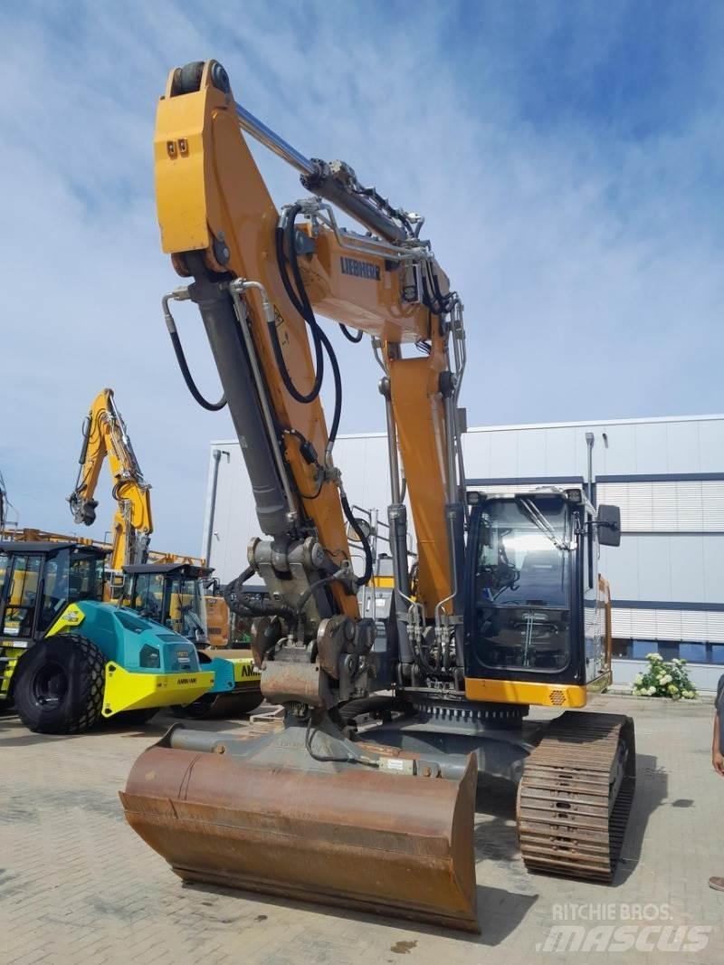 Liebherr R922 LC Telakaivukoneet