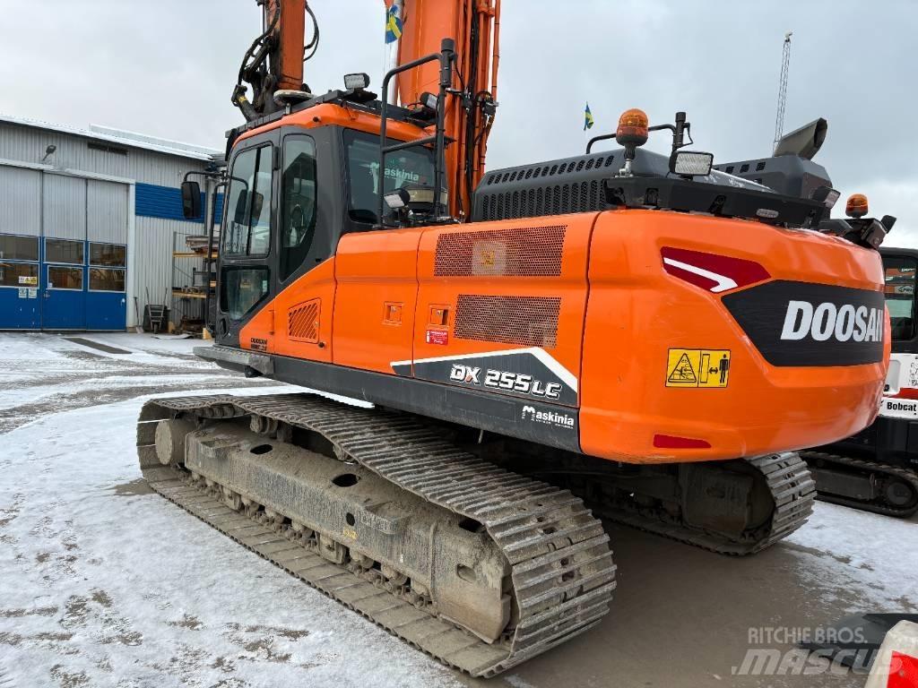 Doosan DX 255 LC-7 Telakaivukoneet
