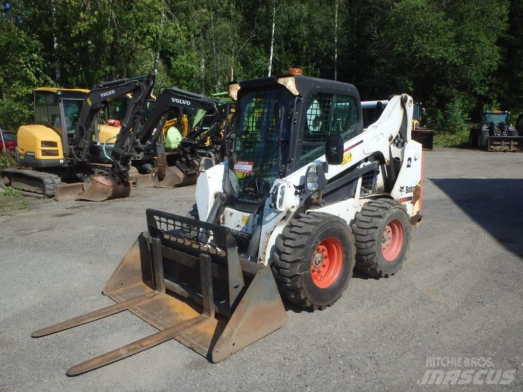 Bobcat S 530 4x4 Liukuohjatut kuormaajat