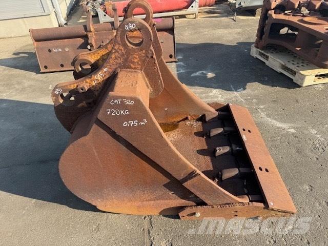 CAT 320 used bucket Kaivuulaitteet