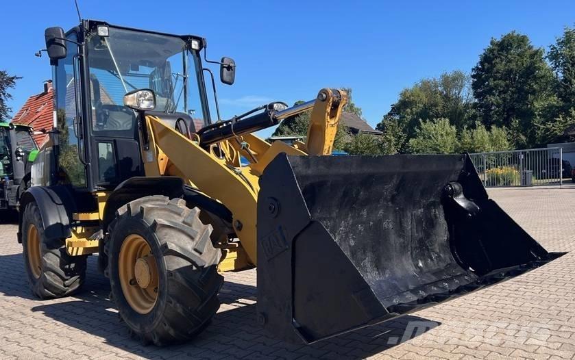 CAT 908M Radlader Pyöräkuormaajat