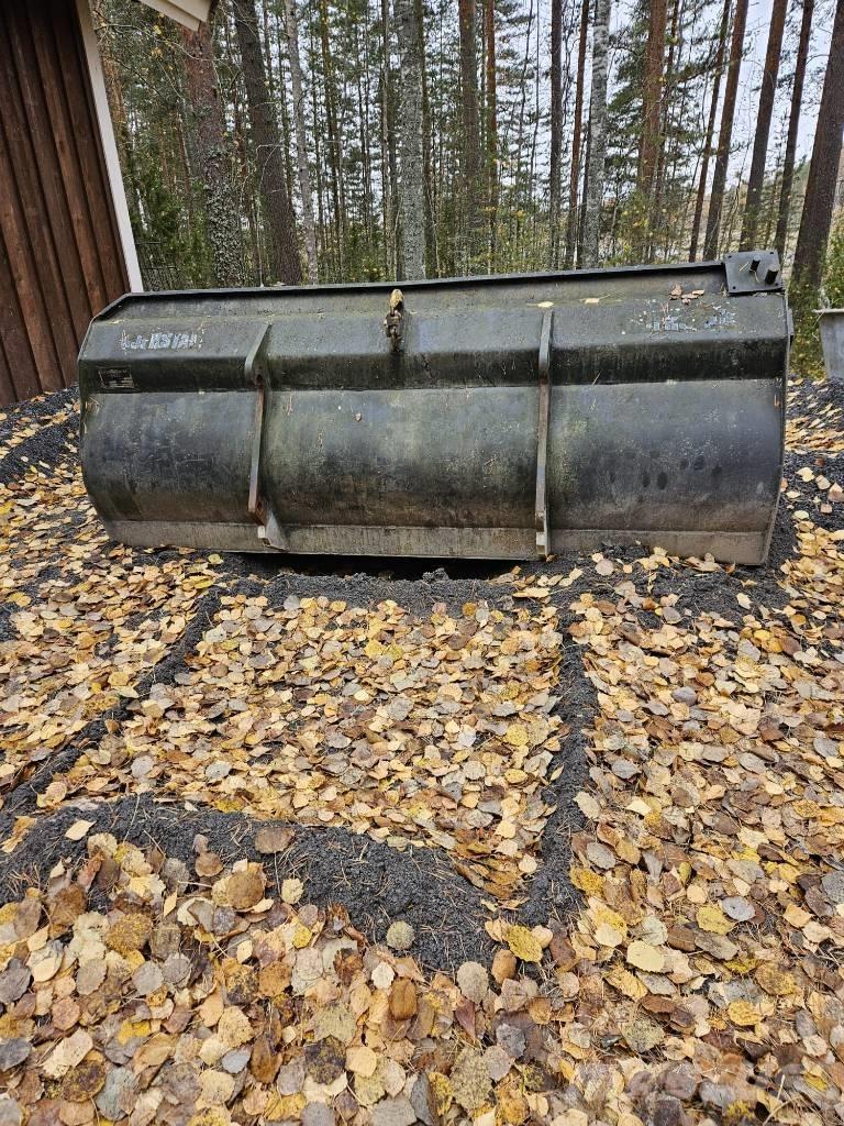 Fiat-Hitachi FB 100 Kaivurikuormaajat