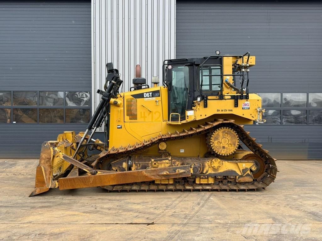 CAT D6T LGP Telaketjupuskutraktorit