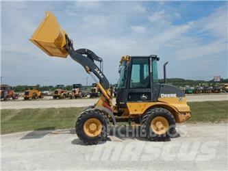 John Deere 244K Pyöräkuormaajat