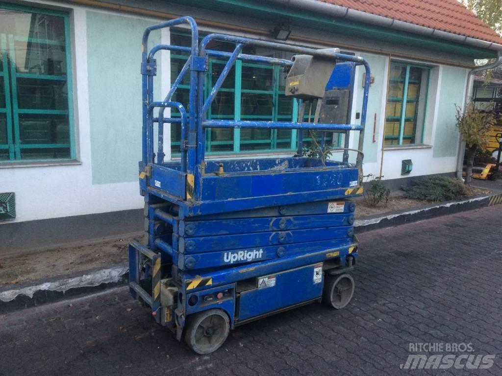 UpRight MX19    V-2783 Henkilönostimet ja nostolaitteet