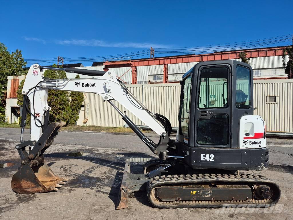 Bobcat E 42 Telakaivukoneet