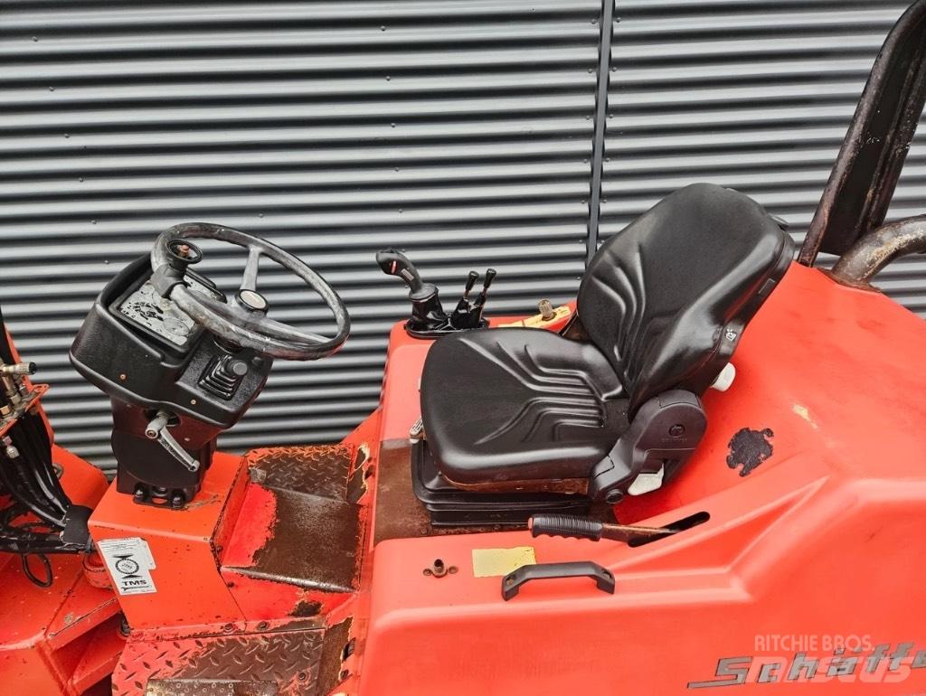 Schäffer 4050 Z Pienkuormaajat