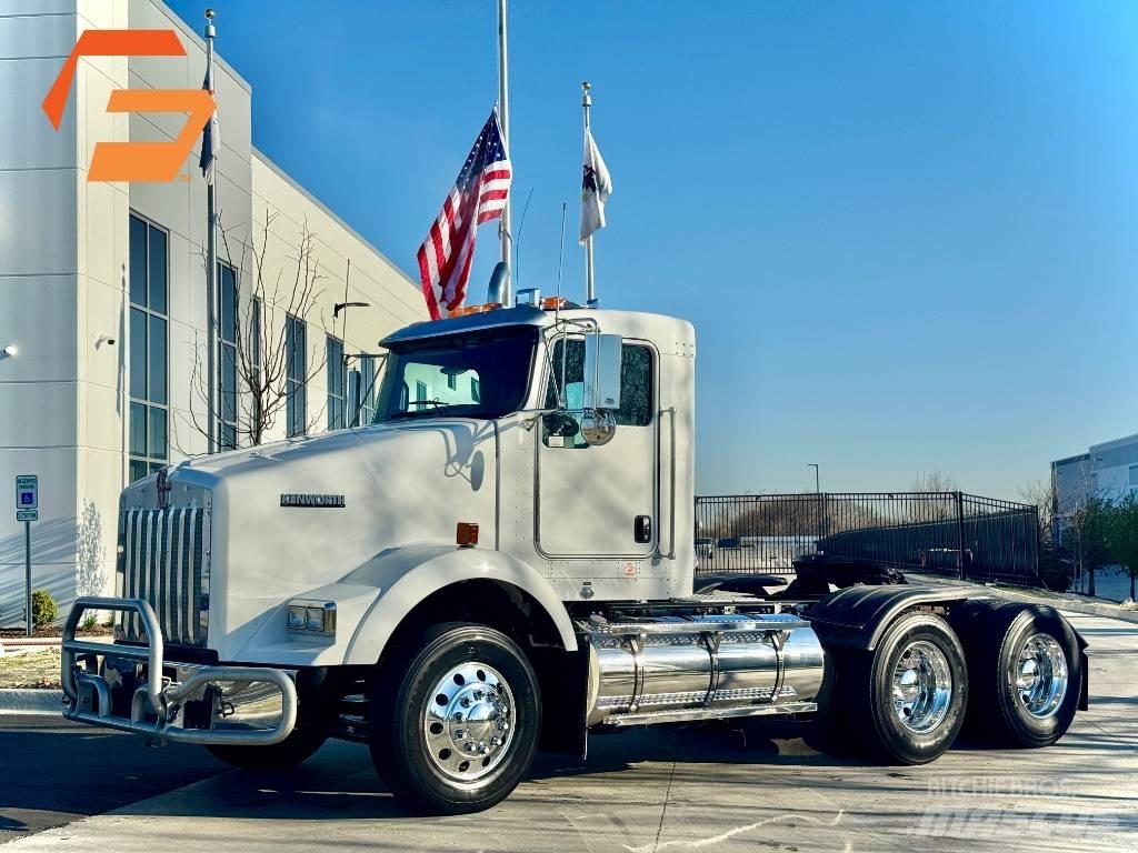 Kenworth T800 Vetopöytäautot