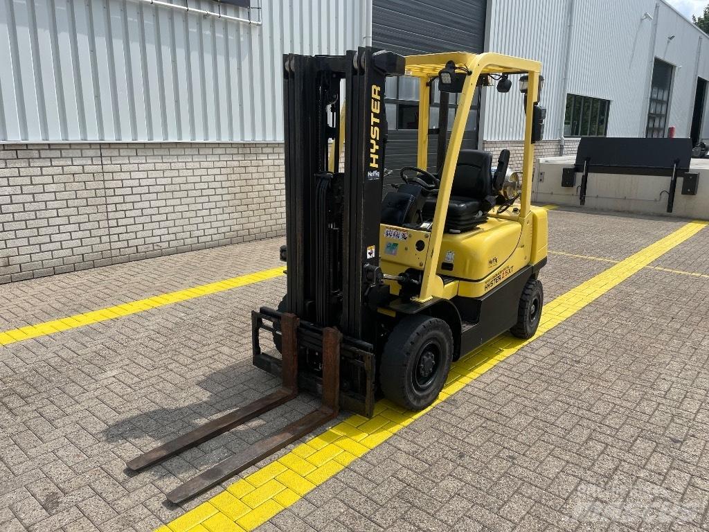 Hyster H 2.5 XT Nestekaasutrukit