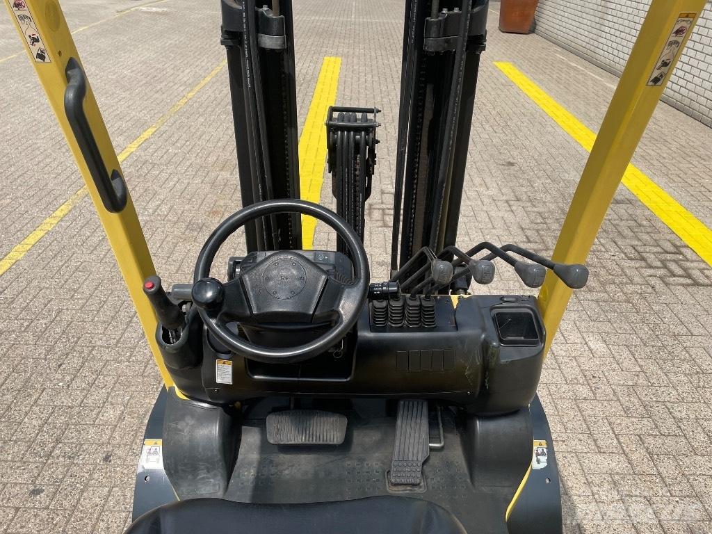 Hyster H 2.5 XT Nestekaasutrukit