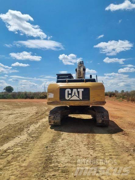 CAT 324 D Telakaivukoneet