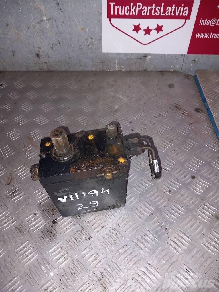 Volvo FH 12  25379038 Hydrauliikka