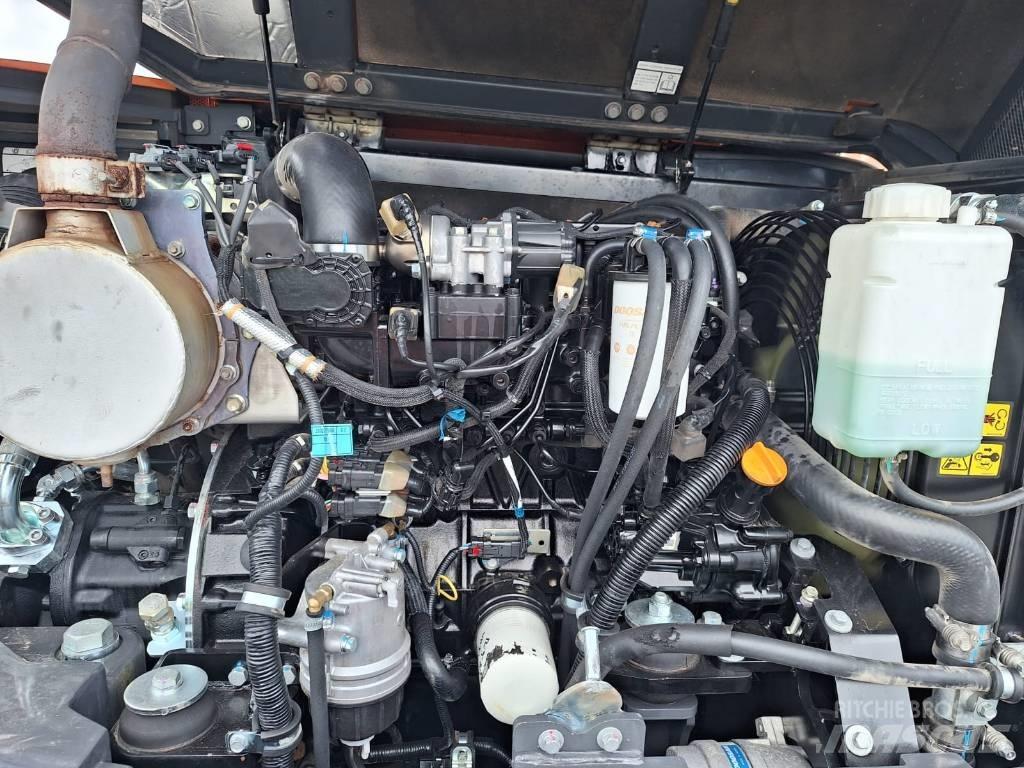 Doosan DX 85 R Telakaivukoneet