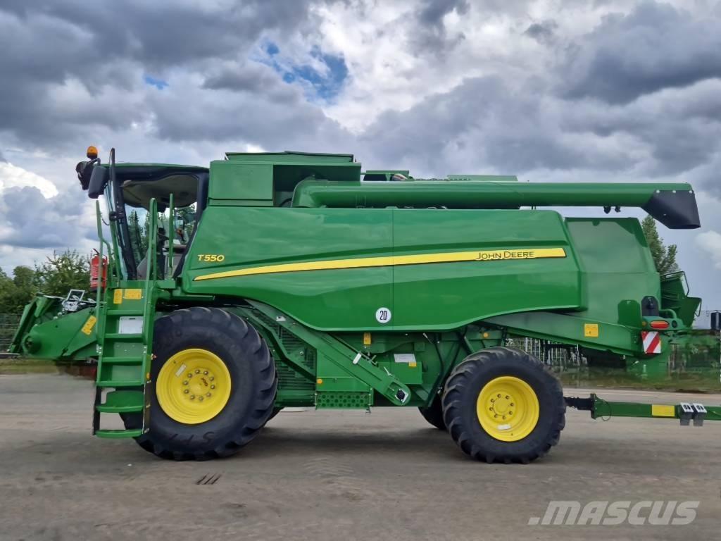 John Deere T 550 Leikkuupuimurit