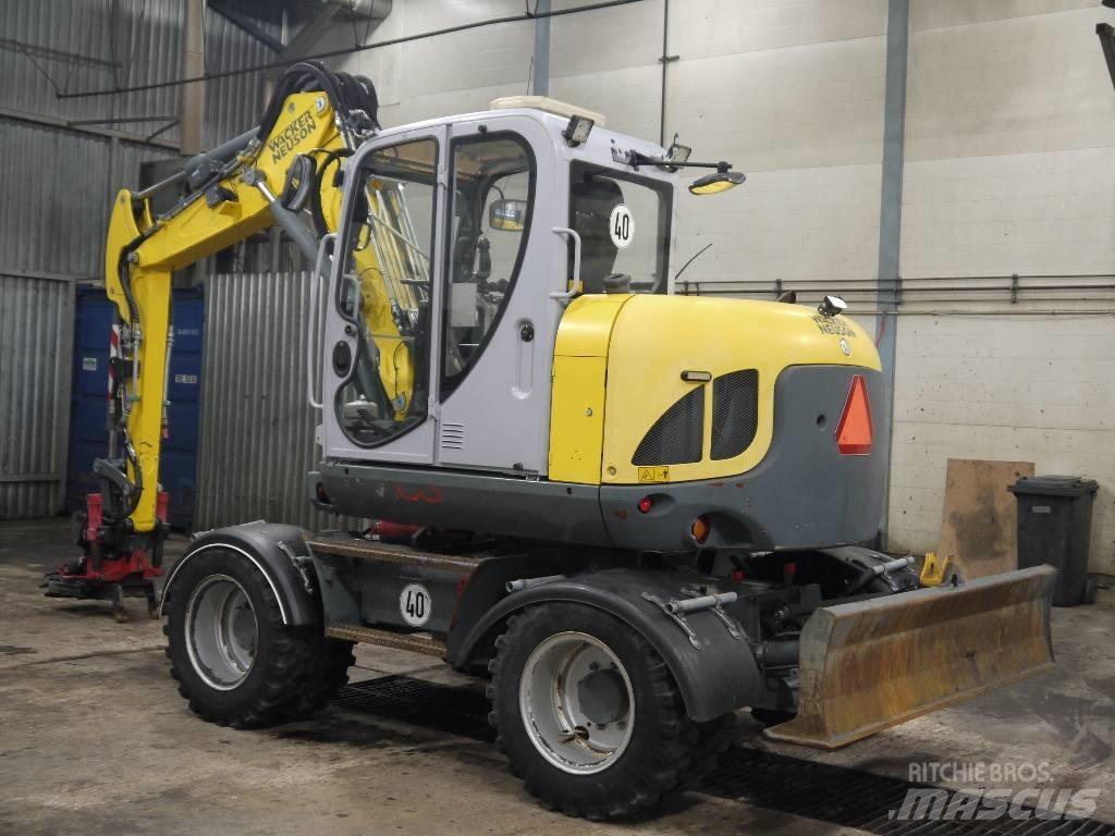 Wacker Neuson EW 100 Pyöräkaivukoneet