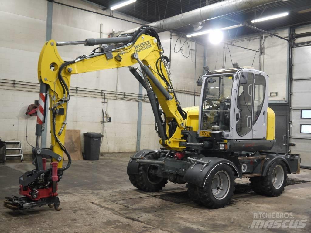Wacker Neuson EW 100 Pyöräkaivukoneet