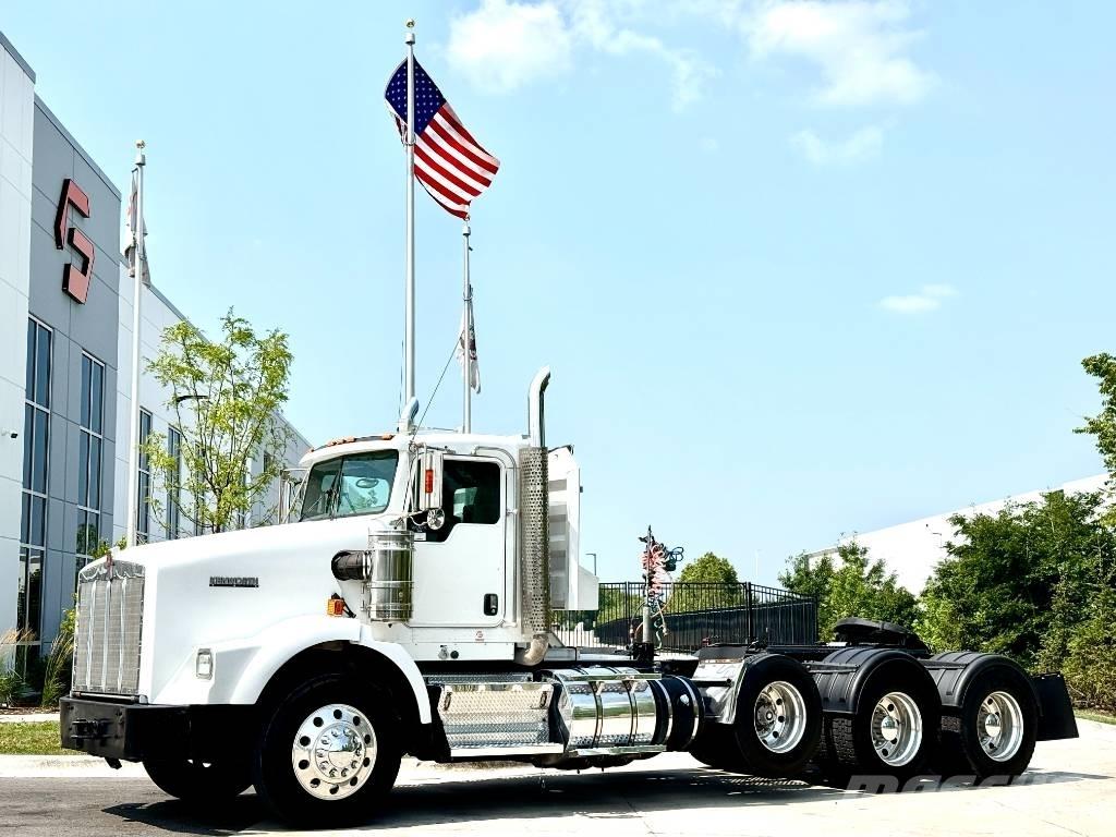 Kenworth T800 Vetopöytäautot
