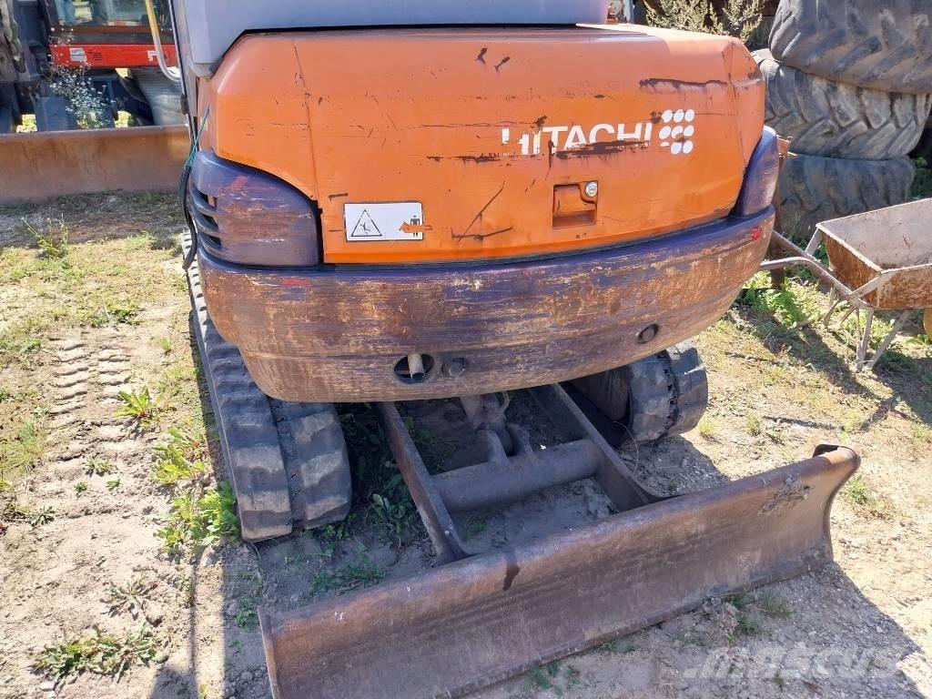 Hitachi EX 30-2 Minikaivukoneet < 7t