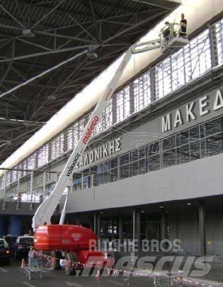 JLG 600 SJ Teleskooppipuominostimet