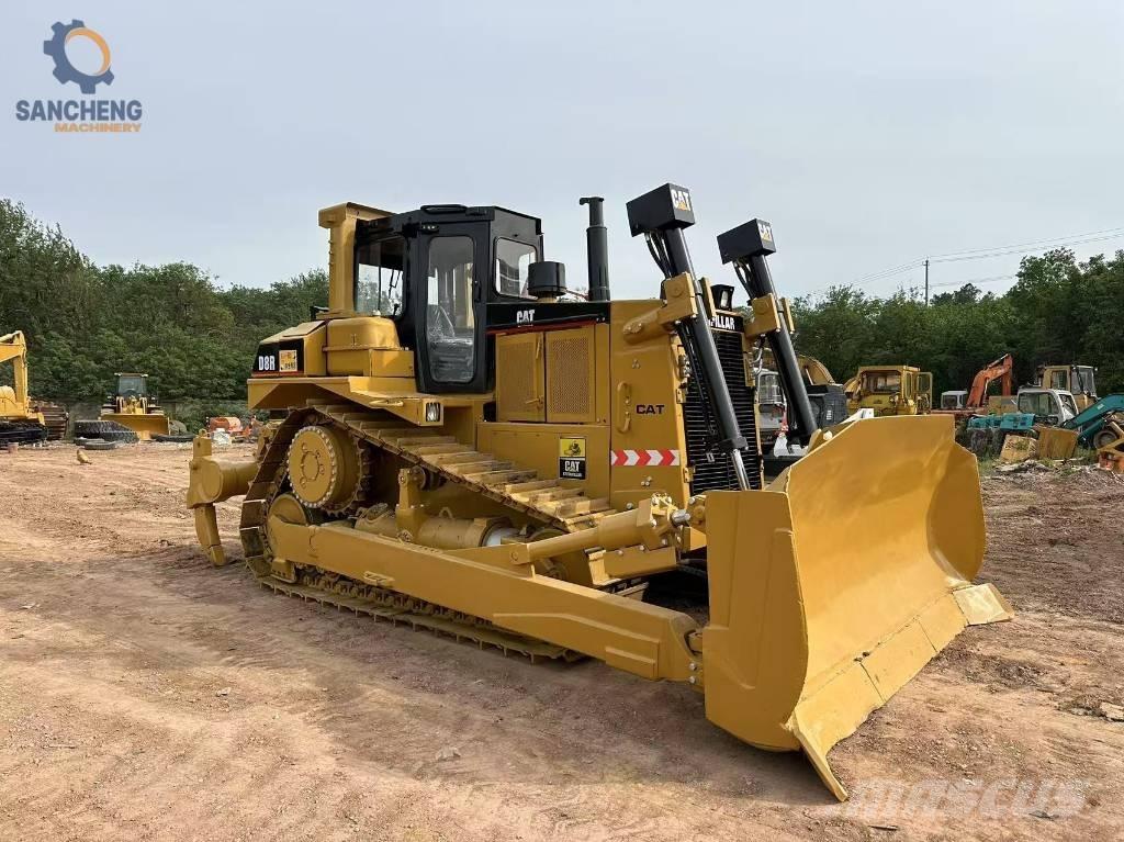 CAT D 8 R Telaketjupuskutraktorit