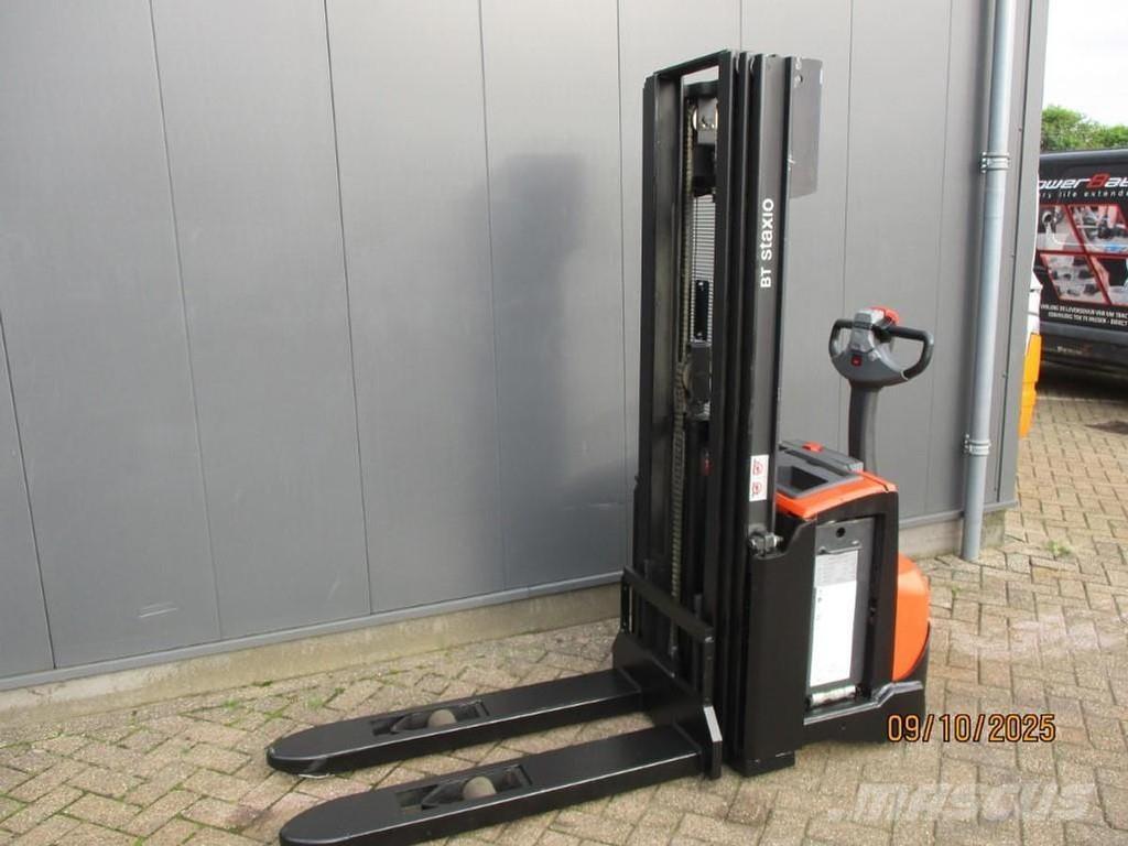 BT SWE140 Lavansiirtotrukit