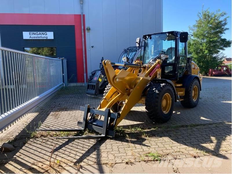 CAT 908 HL Pyöräkuormaajat