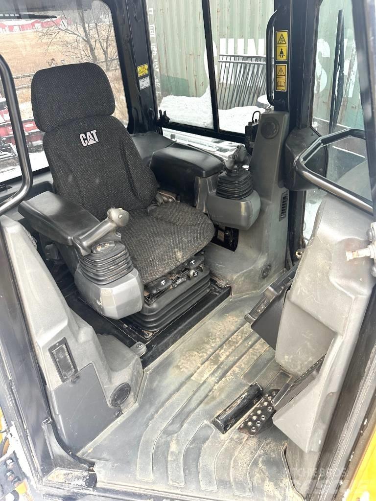 CAT D 5 K 2 Telaketjupuskutraktorit