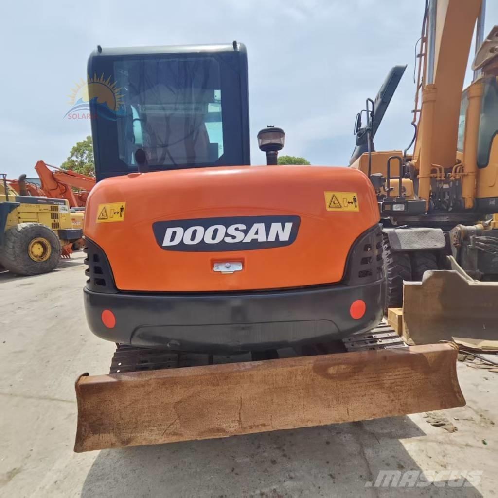 Doosan DH 60-7 Minikaivukoneet < 7t