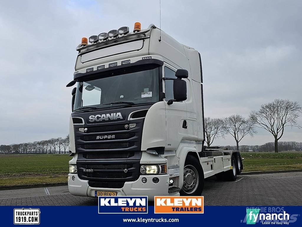 Scania R520 Koukkulava kuorma-autot